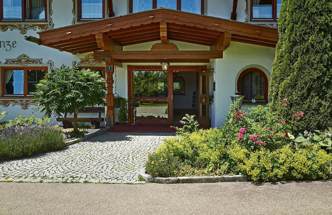 Landhotel zur Grenze-1